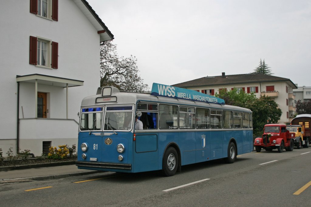 Seit Jahren der erste Einsatz fr den FBW/Hess B71U Nr. 81 der vbl war am 1. Mai 2010 die Fahrt nach Arbon ans Arbon Classics. Der zu sehende Bus hat Baujahr 1955 und wurde bis in die 80er Jahre im Linienbetrieb eingesetzt. Der Bus ist 12.5 Meter lang und besitzt eine Anhngeeinrichtung mit der er bis 1974, als die ersten Gelenkbusse in Luzern eintrafen, Personenanhnger gezogen hat.