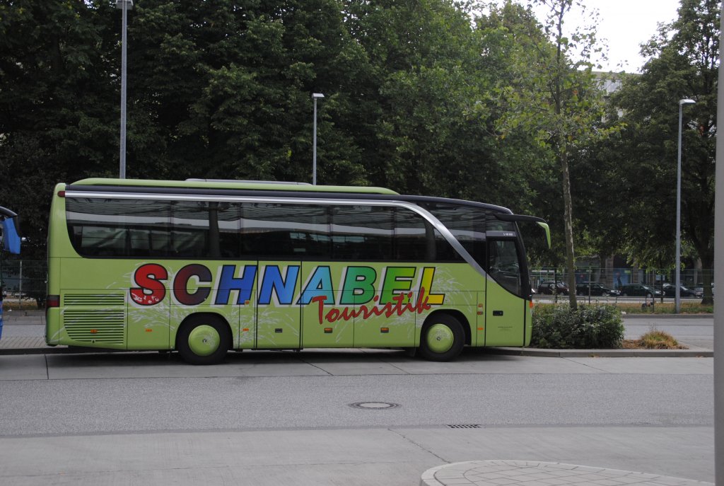 Seitenbild des S 411 HD Setra, am 01.08.2010 im Hamburg.