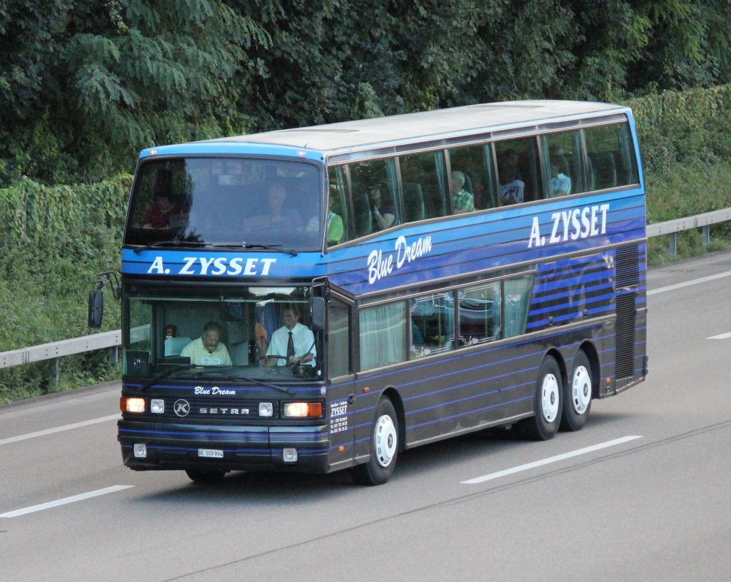 Setra 228 DT Bistrot Bus de la maison Zysset photographi le 15.09.2012 en direction de Ble