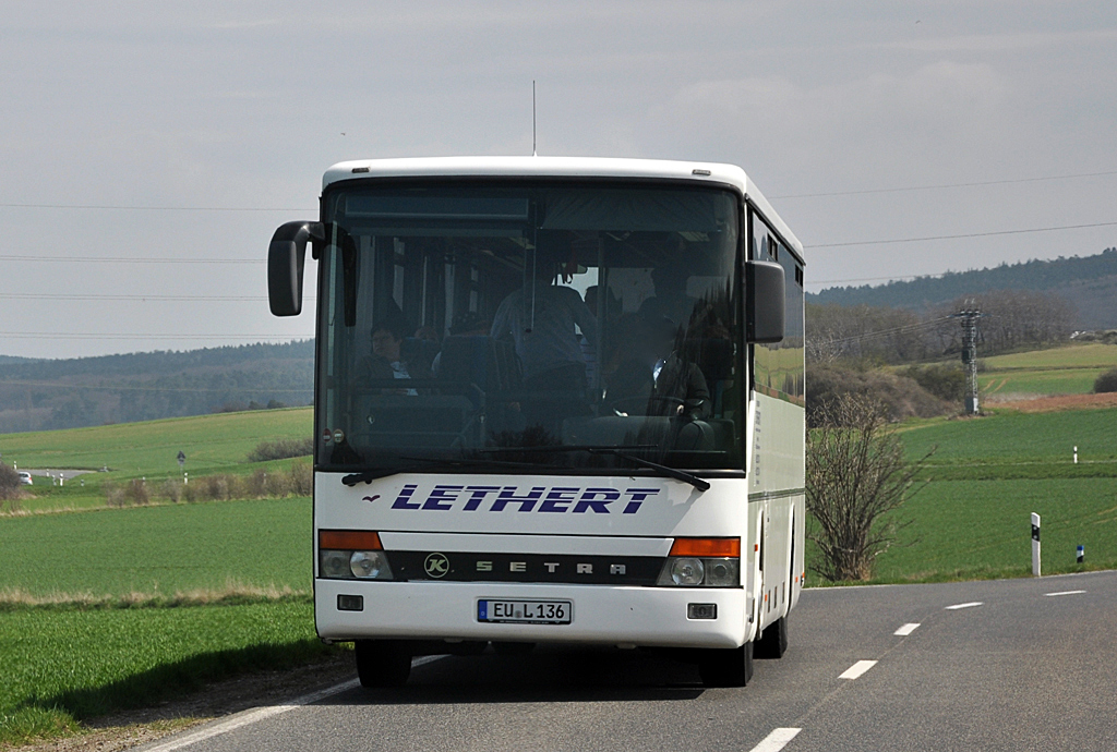 Setra 315 EU-L 136  Lethert  bei Euskirchen - 20.04.2013