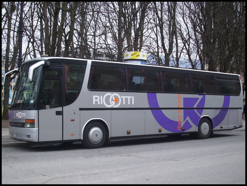 Setra 315 HDH von Ricotti aus Italien in Berlin am 13.03.2012
