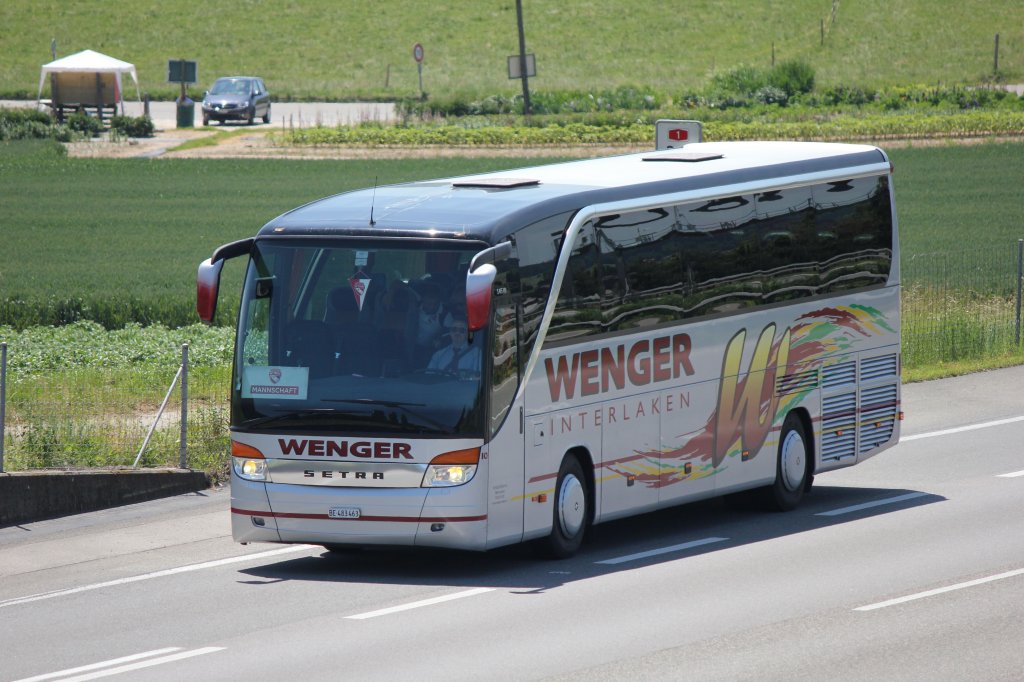 Setra 415 HD de la maison Wenger Interlaken photographi le 02.06.2012 sur l'autoroute dans la rgion de Berne 