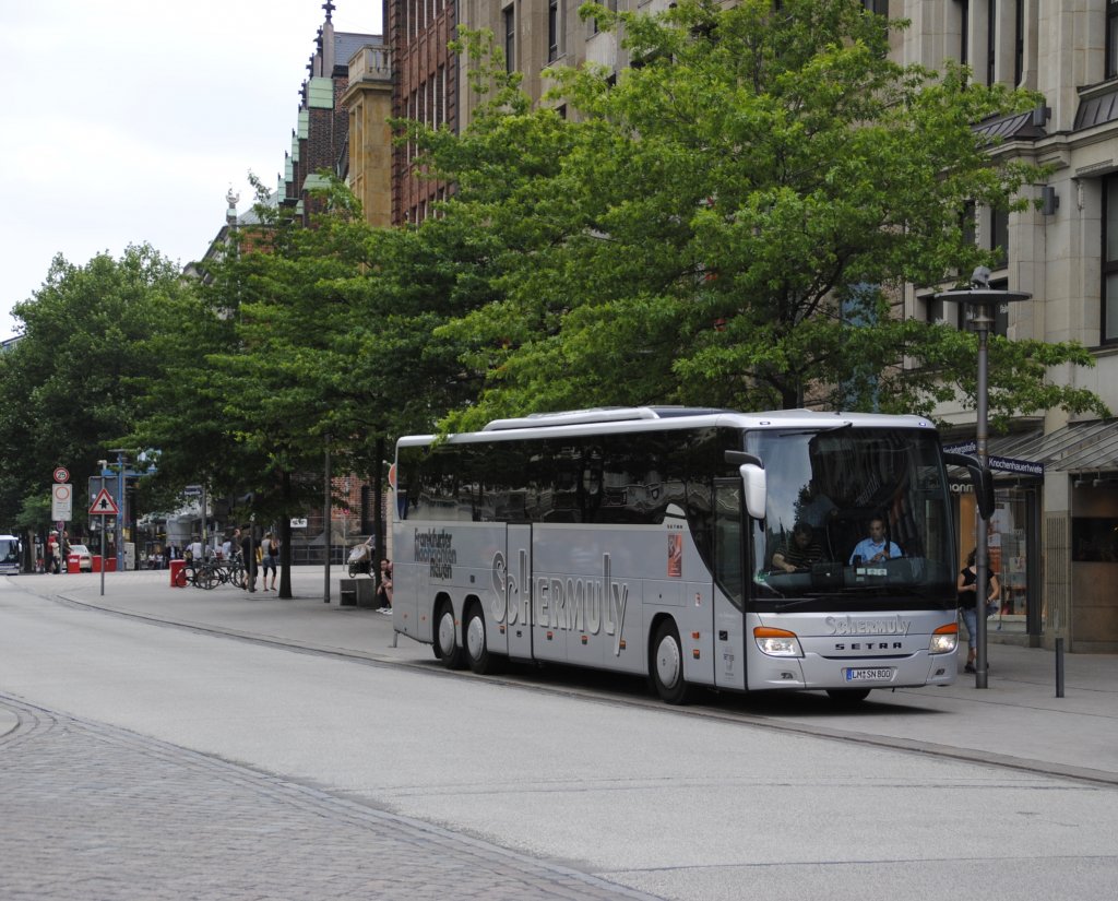 Setra Bus, im Hamburg, am 01.08.2010