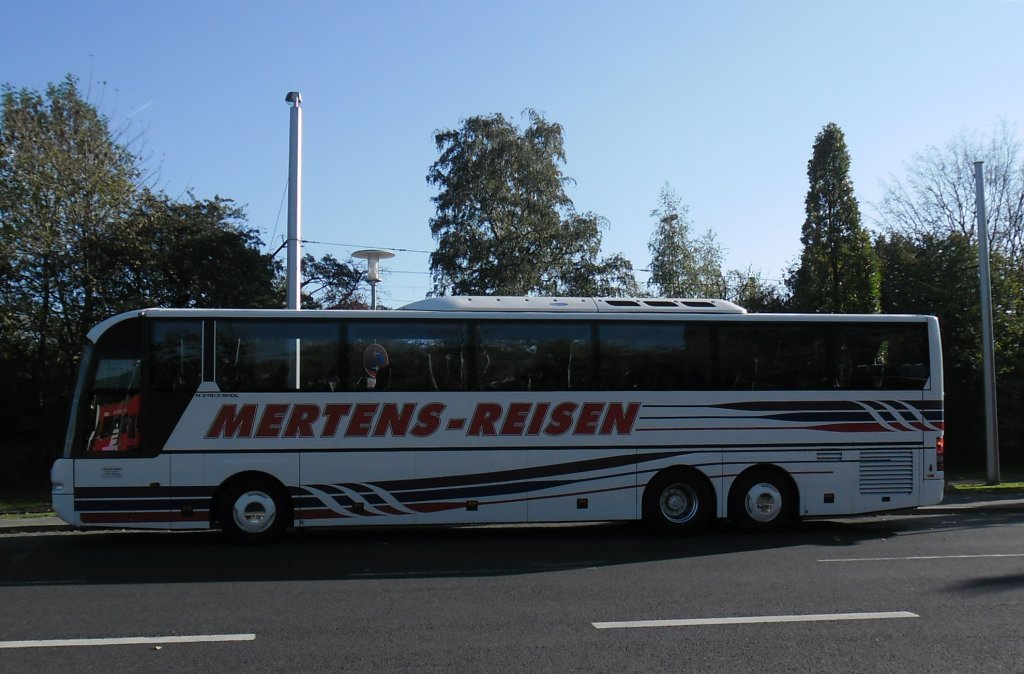 Setra Reisebus am 23.10.2011 in Braunschweig.