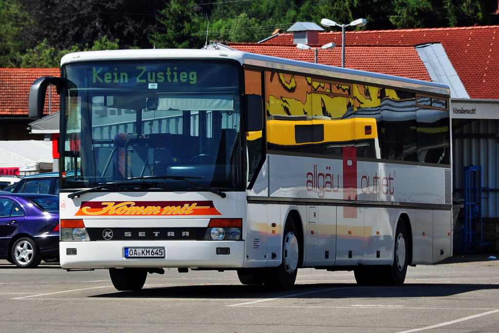 Setra Reisebus von  Komm mit , bei Sonthofen 16.07.2011