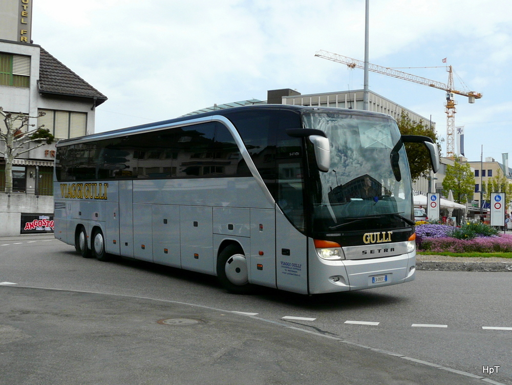 Setra S 417 HDH unterwegs in der Stadt Wil am 27.04.2012