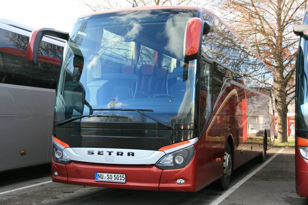 Setra S 515 HD Vorfhrwagen, Neu-Ulm 02.01.2013