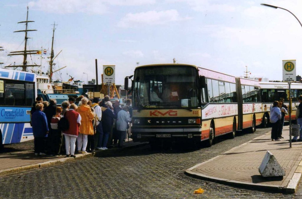 Setra SG219 SL, aufgenommen im August 1999 in Cuxhaven an der alten Liebe.