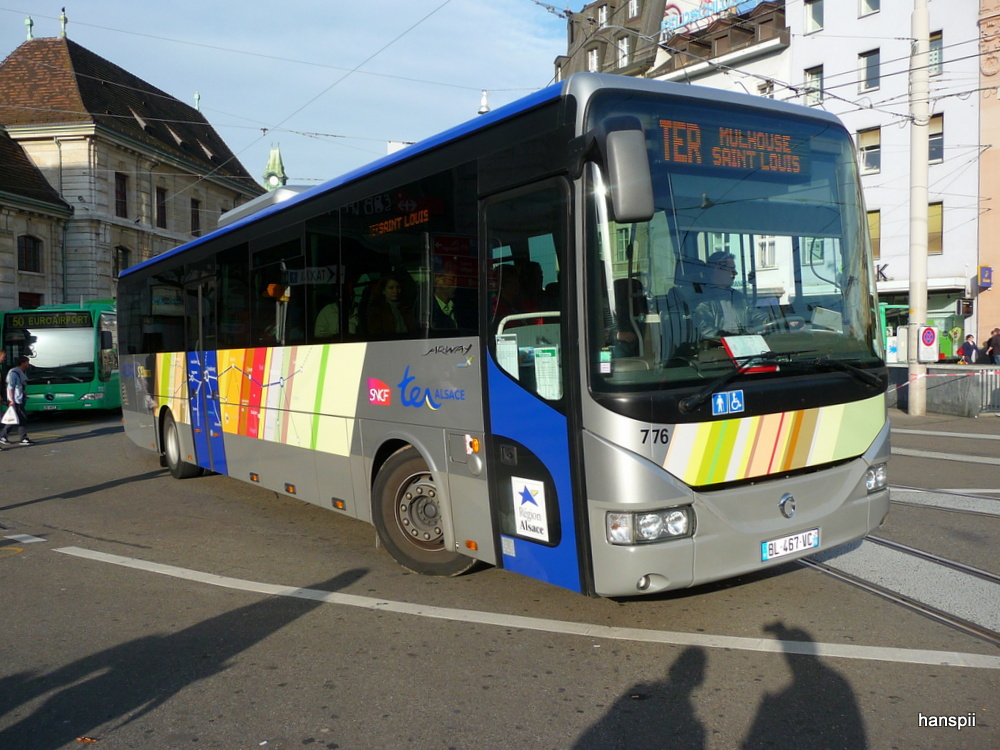SNCF ALSACE - Irisbus ARWAY  BL 467 VC vor den SBB Bahnhof in Basel am 21.10.2012