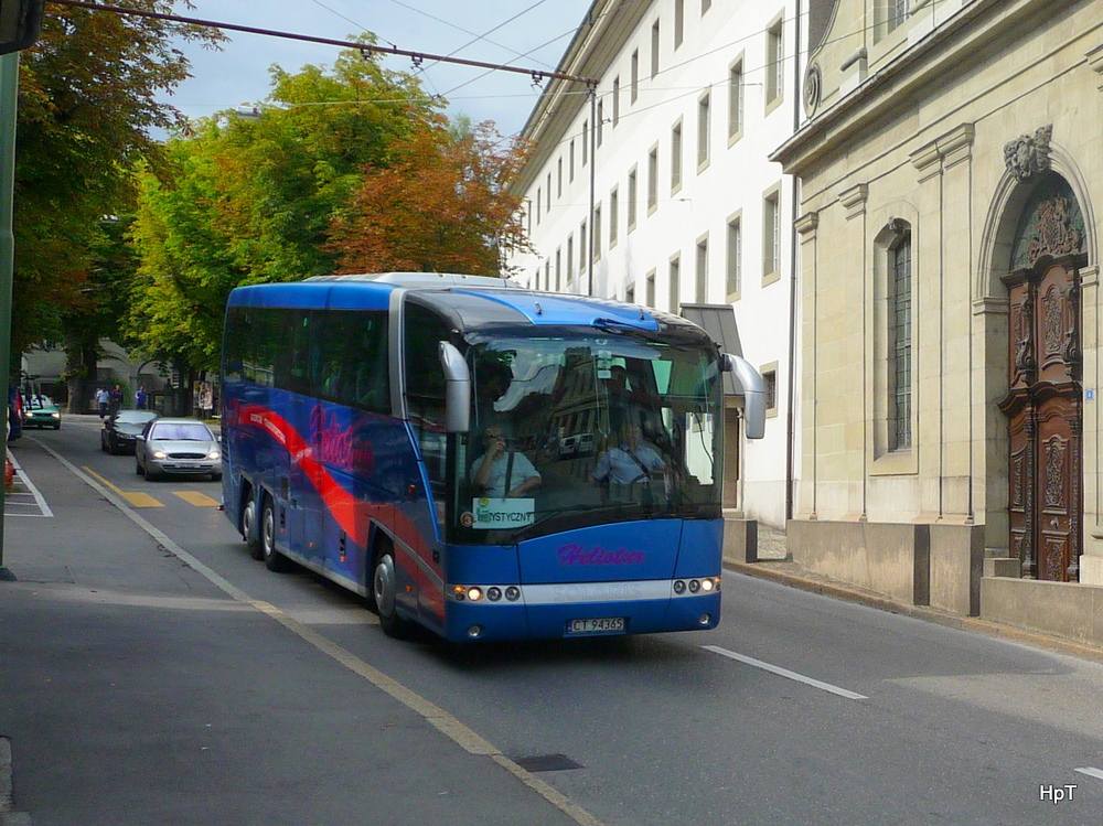 Solaris Reisebus unterwegs in der Stadt Fribourg am 05.08.2011