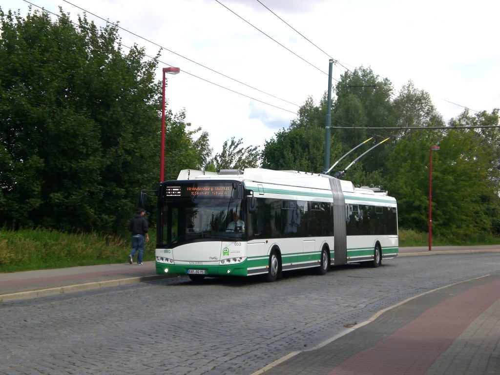 Solaris Trollino auf der Linie 862 nach Brandenburgisches Viertel Kleiner Stern an der Haltestelle Sommerfelder Strae.