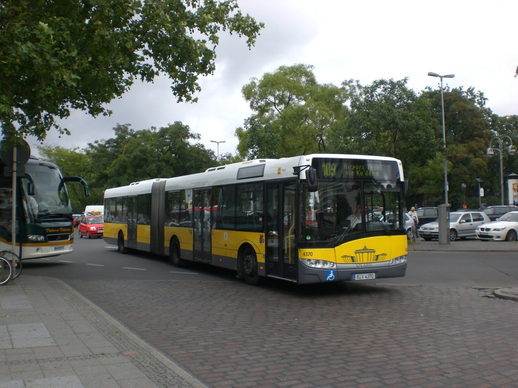Solaris Urbino auf der Linie 109 nach Flughafen Tegel am S+U Bahnhof