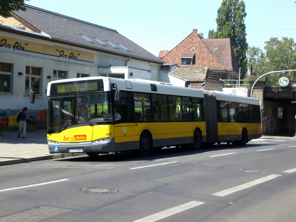 Solaris Urbino auf der Linie 158 nach Prenzlauer Berg Prenzlauer Allee/Ostseestrae am S-Bahnhof Buch.