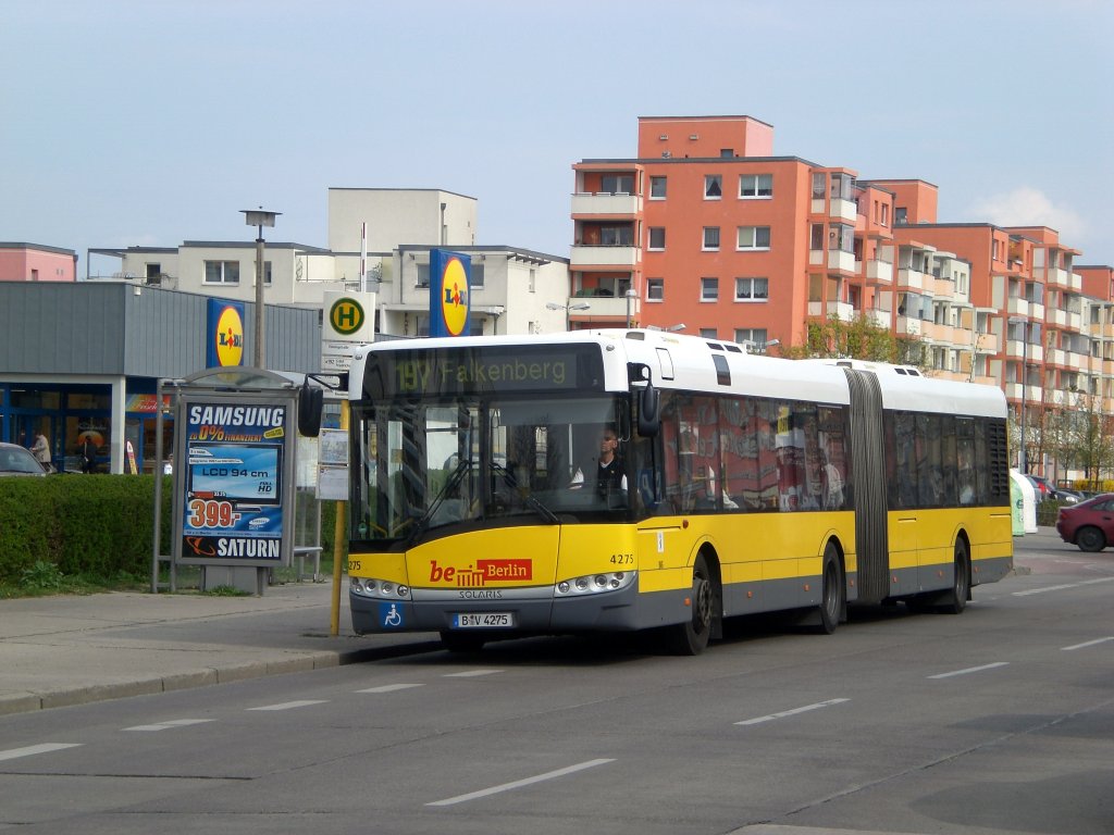 Solaris Urbino auf der Linie 197 nach Falkenberg an der Haltestelle Marzahn Flmingstrae.