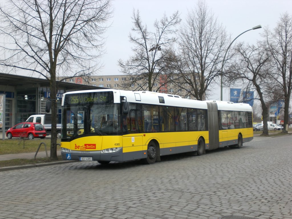 Solaris Urbino auf der Linie 255 nach U-Bahnhof Osloer Strae an der Haltestelle Weiensee Gehringstrae.