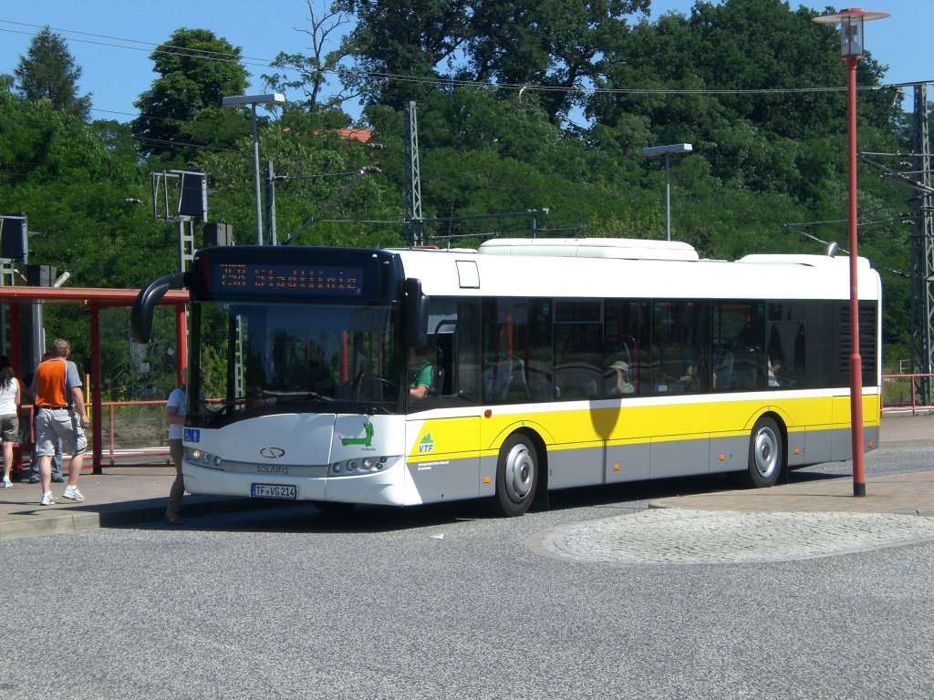 Solaris Urbino auf der Linie 758 als Stadtlinie am Bahnhof Jterbog.