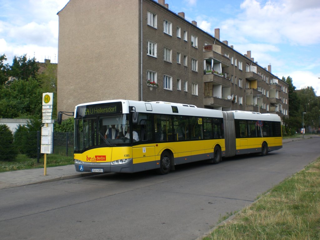 Solaris Urbino auf der Linie X54 nach U-Bahnhof Hellersdorf an der Haltestelle Pankow Hadlichstraße.
