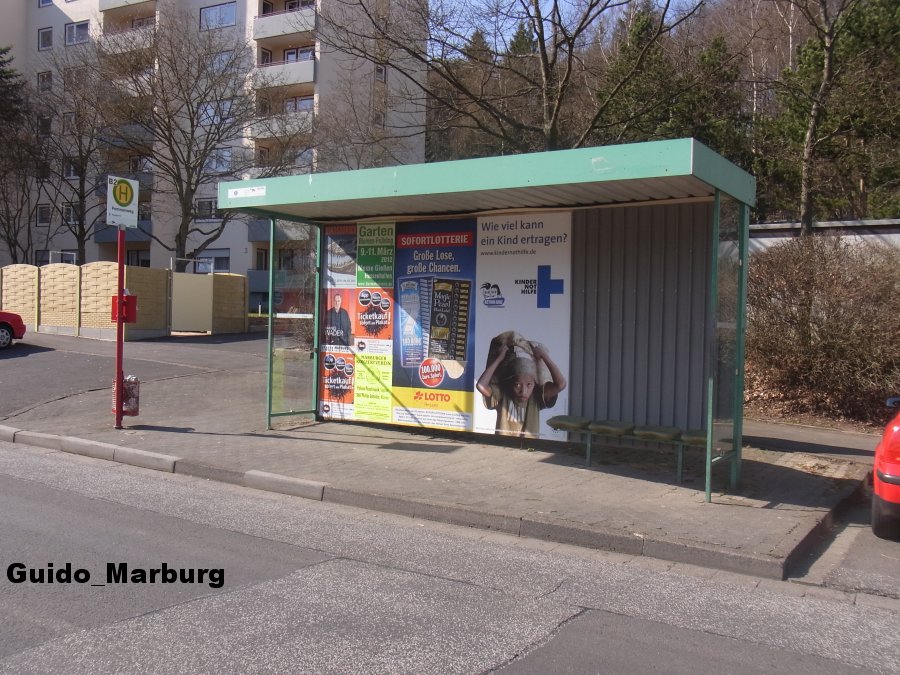Stadt Marburg Bushaltestelle Pommernweg Richtung Hauptbahnhof