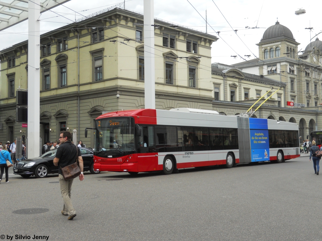 Stadtbus Winterthur Nr. 110 (Hess Swisstrolley 3 BGT-N1C) am 1.6.2012 beim Hauptbahnhof