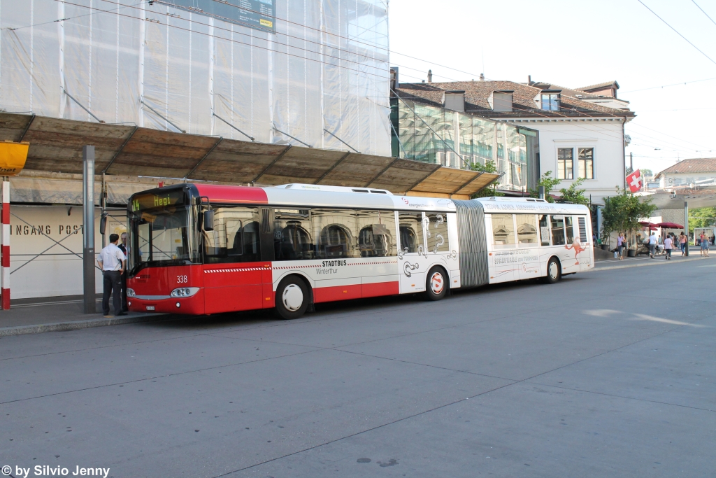 Stadtbus Winterthur Nr. 338 ''Energie Schweiz'' am 2.8.2013 beim Winterthurer Hauptbahnhof