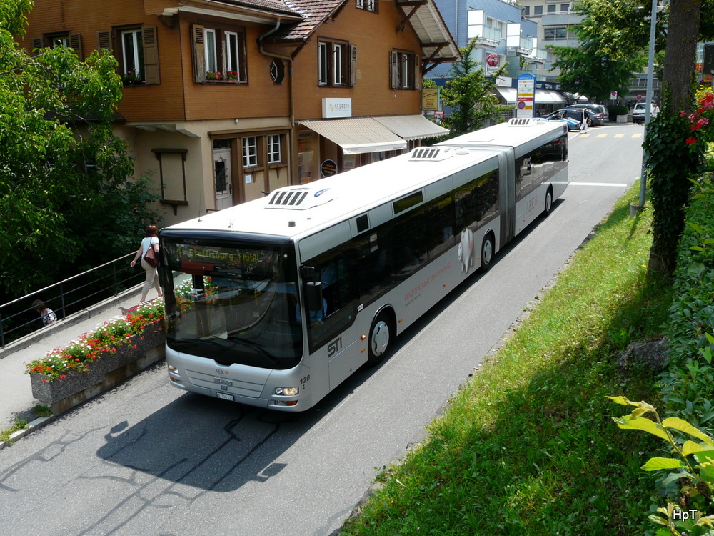 STI - MAN Lion`s City  Nr.120  BE 700120 unterwegs auf der Linie 1 in Spiez am 01.07.2011