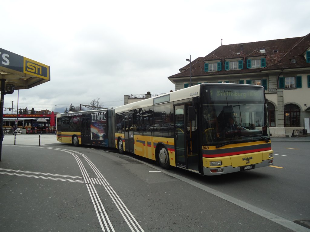 STI Thun - Nr. 103/BE 577'103 - MAN am 13. April 2012 beim Bahnhof Thun