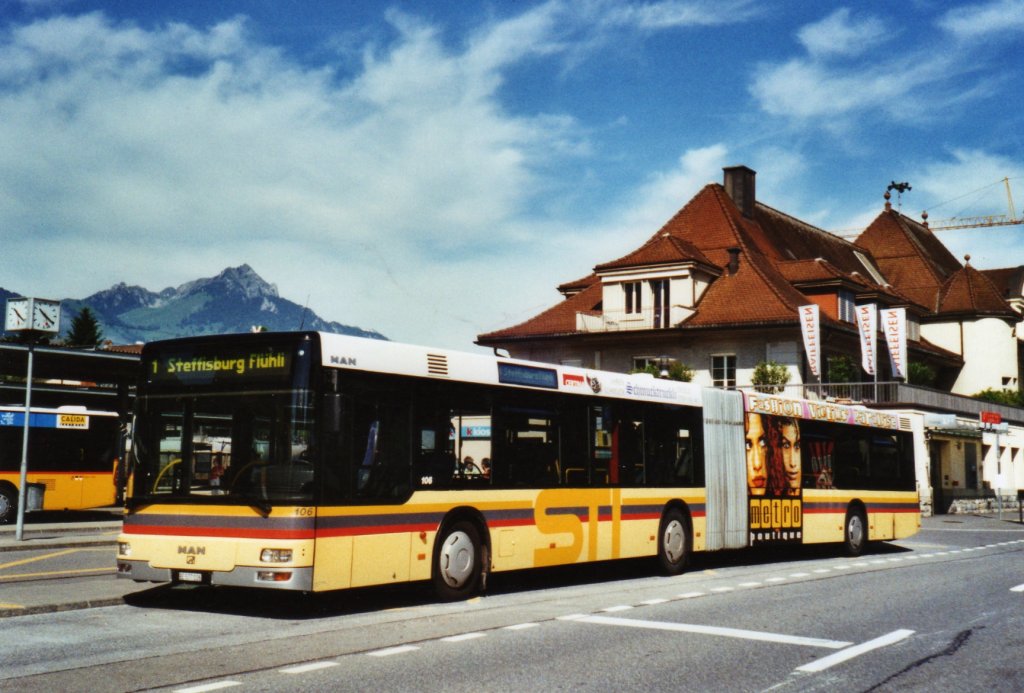 STI Thun Nr. 106/BE 577'106 MAN am 9. Juni 2010 Spiez, Bahnhof