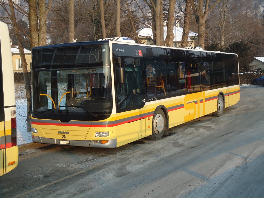 STI Thun - Nr. 112/BE 700'112 - MAN am 12. Februar 2012 bei der Schiffländte Thun