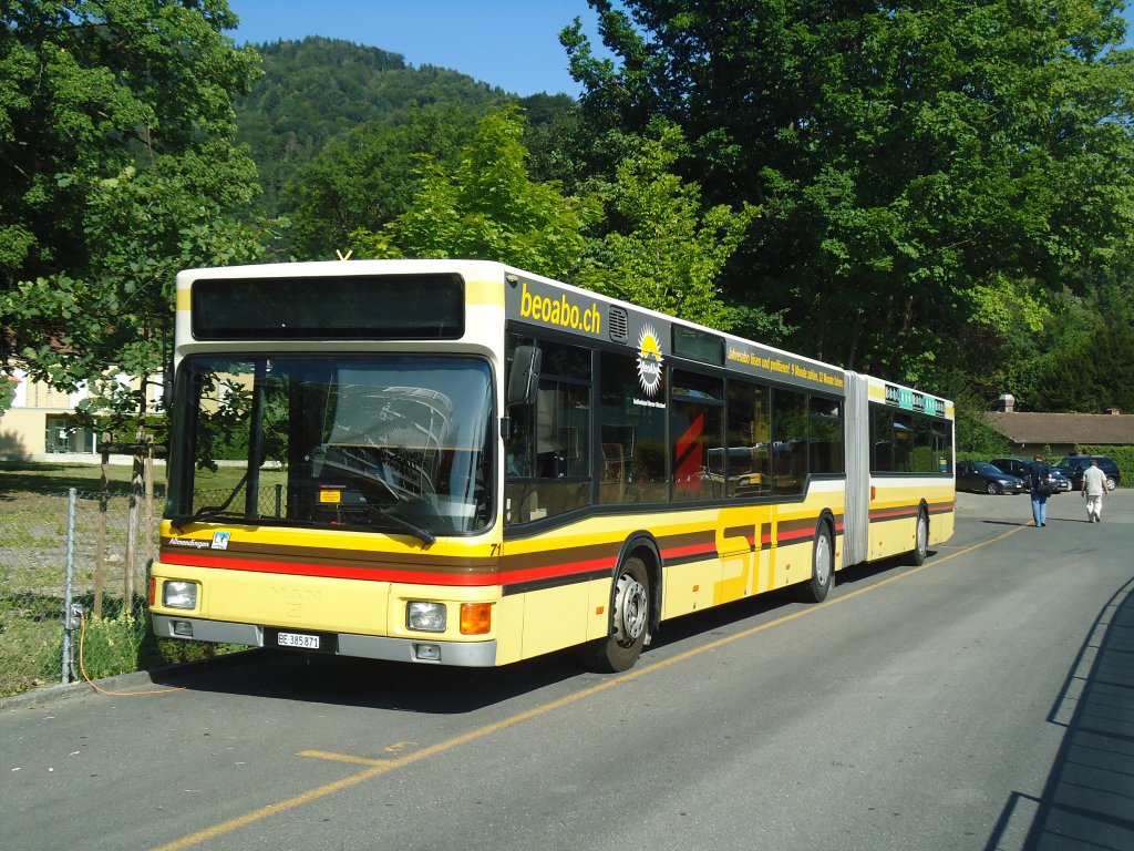 STI Thun - Nr. 71/BE 385'871 - MAN am 15. August 2012 bei der Schiffländte Thun
