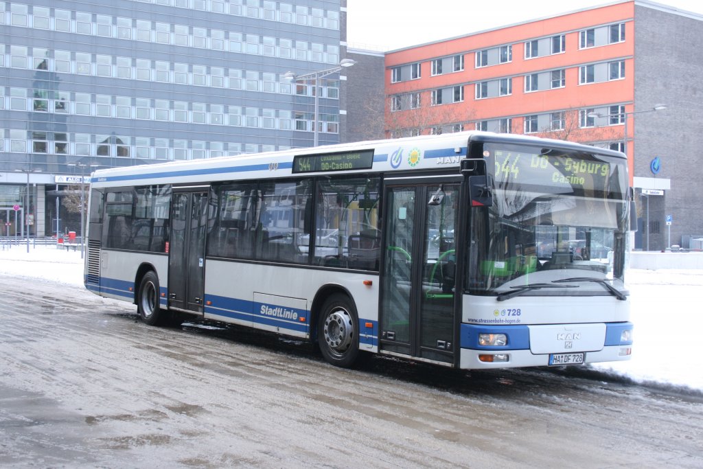 Strassenbahn Hagen 728 (HA DF 728) mit der Linie 544 am HBF Hagen,31.1.2010.