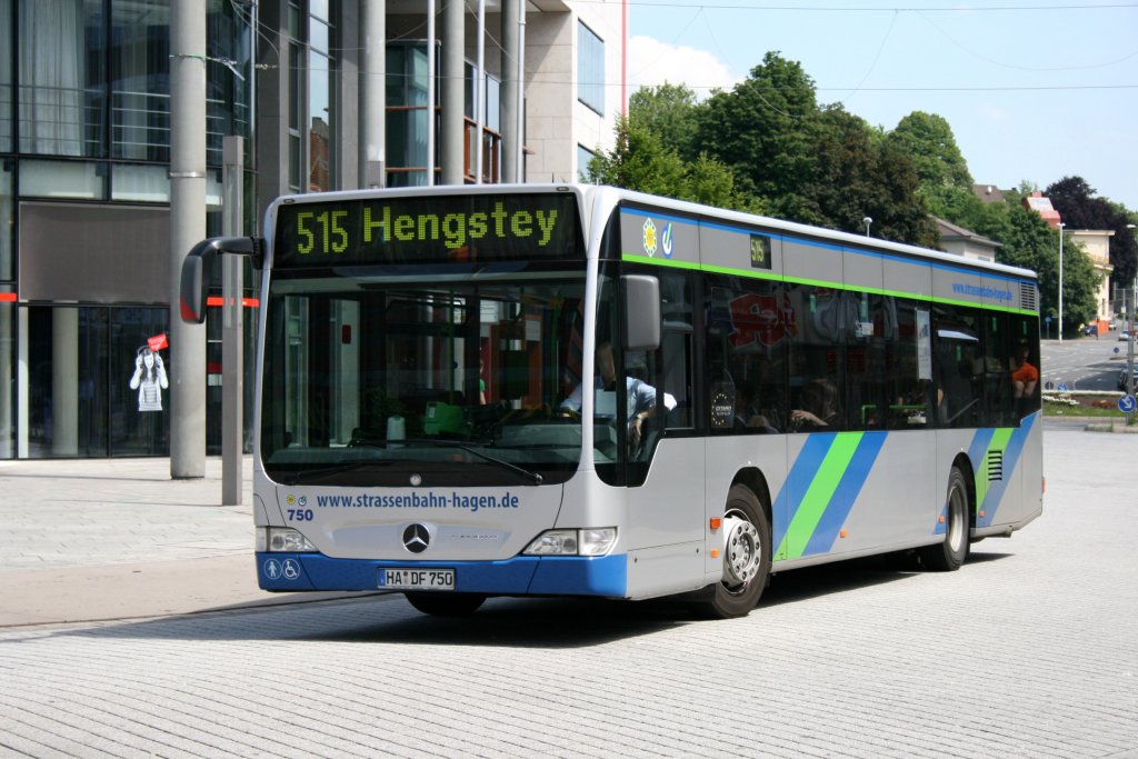 Straenbahn Hagen 750 (HA DF 750).
Hagen Stadtmitte, 6.6.2010.