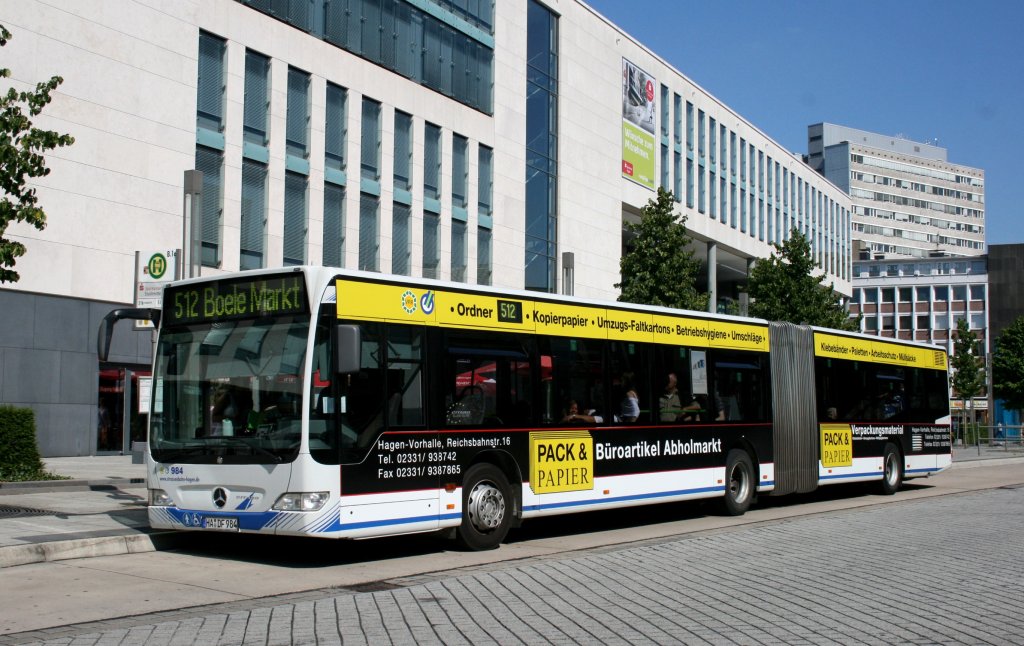 Straenbahn Hagen 984 (HA DF 984).
Der Bus macht Werbung fr Pack und Papier.
Hagen Stadtmitte, 26.6.2010.
