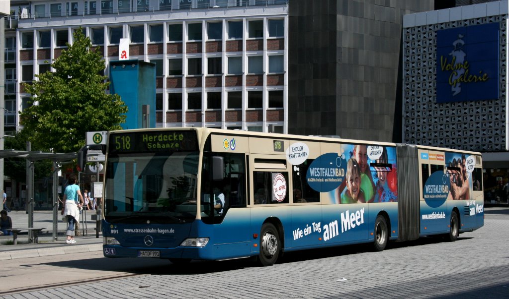 Straenbahn Hagen 991 (HA DF 991) macht Werbung fr das Westfalenbad Hagen.
Hagen Stadtmitte, 26.6.2010.