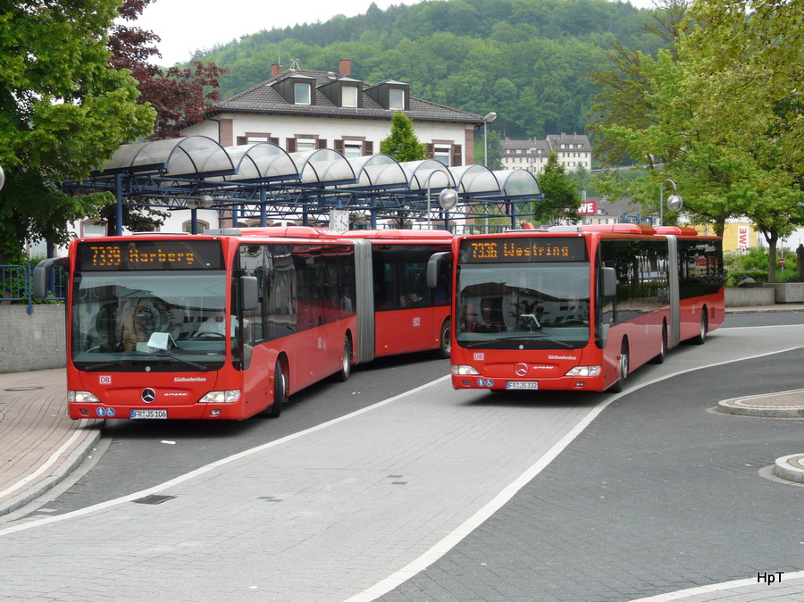 Sdbadenbus - Mercedes Citaro FR.JS 106 und FR.JS 332 bei den Bushaltestellen in Waldshut am 20.05.2010
