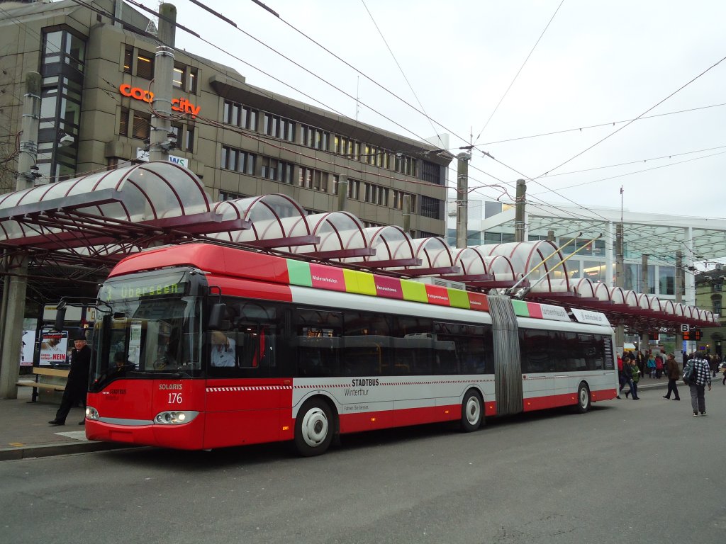 SW Winterthur Nr. 176 Solaris Gelenktrolleybus am 17. November 2010 Winterthur, Hauptbahnhof