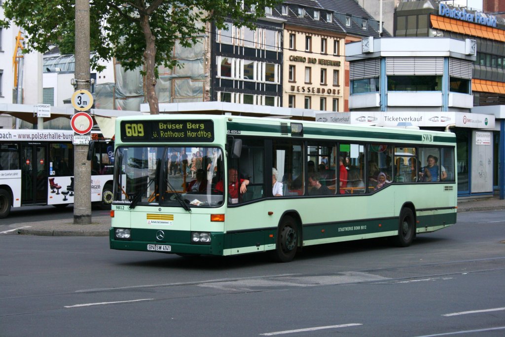 SWB 9812 (BN SW 4141) zum Brser Berg mit der Linie 609 am HBF Bonn.
28.6.2009