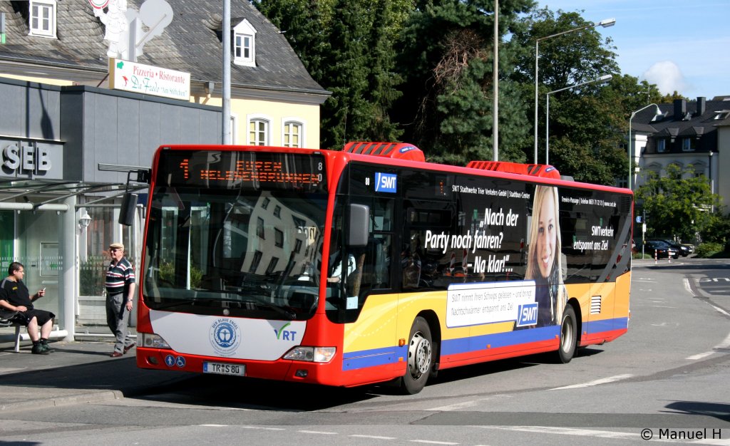 SWT 80 (TR S 80) mit Werbung fr die SWT.
Aufgenommen an der Porta Nigra in Trier, 19.8.2010.