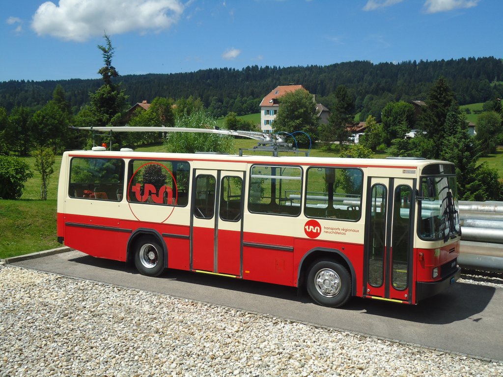 TC La Chaux-de-Fonds - Nr. 200/NE 543 - NAW/Hess Enteiser (ex VR La Chaux-de-Fonds Nr. 200) am 11. Juli 2011 in La Chaux-de-Fonds, Dpt 