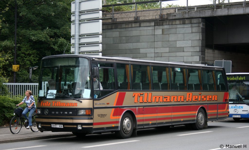 Tillmann Reisen (BM T 908).
Duisburg HBF, 31.7.2010.