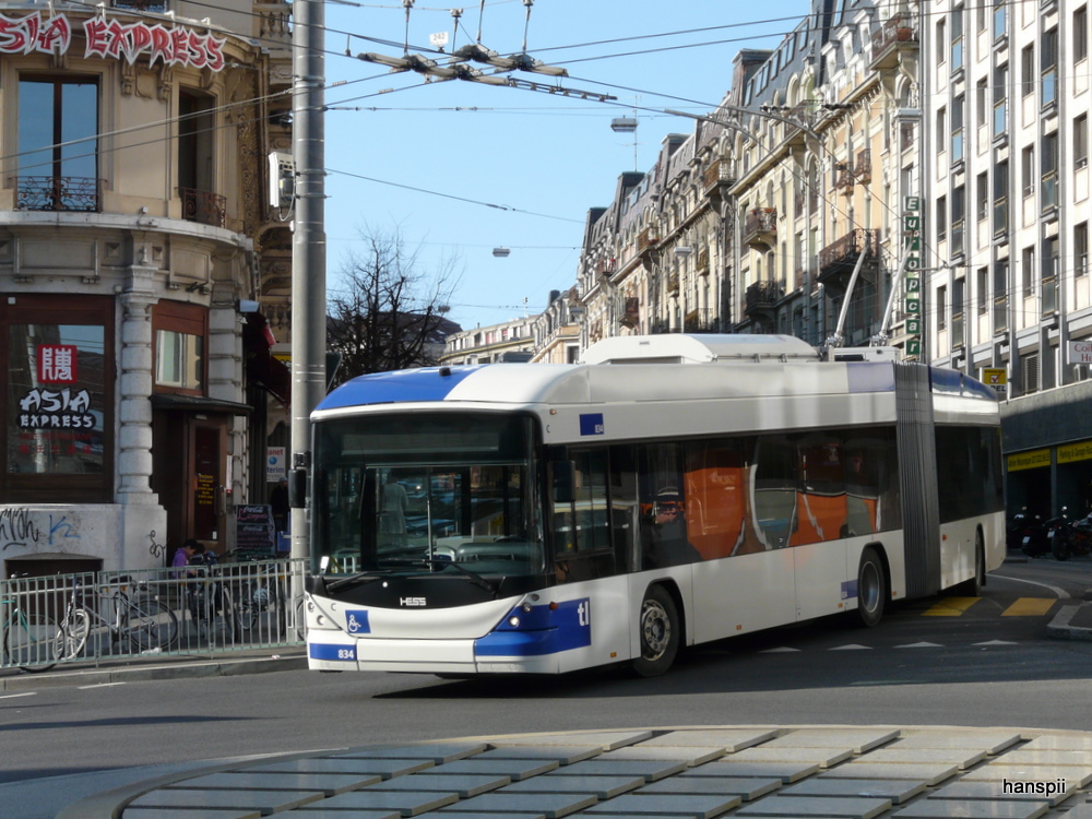 tl - Hess Swisstrolley BGT-N2C Nr.834 unterwegs auf der Linie 21 in der Stadt Lausanne am 16.02.2013