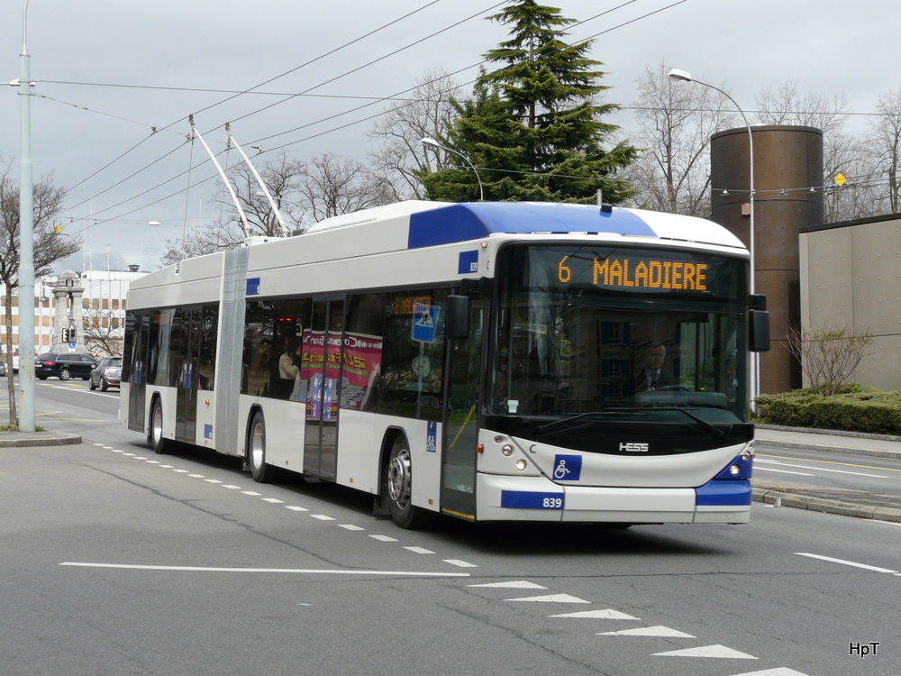 TL - Hess-Swisstrolleybus BGT-N2C Nr.839 unterwegs auf der Linie 6 in der Stadt Lausanne am 27.03.2010