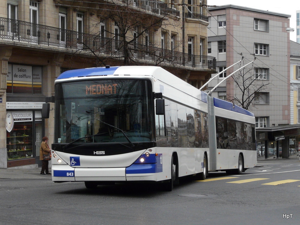 TL - Hess-Swisstrolleybus BGT-N2C Nr.843 unterwegs in der Stadt Lausanne am 27.03.2010