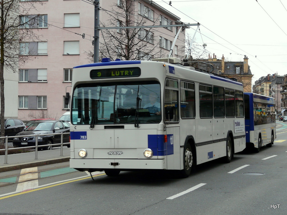TL - NAW Trolleybus Nr.783 mit Anhnger unterwegs auf der Linie 9 in der Stadt Lausanne am 27.03.2010