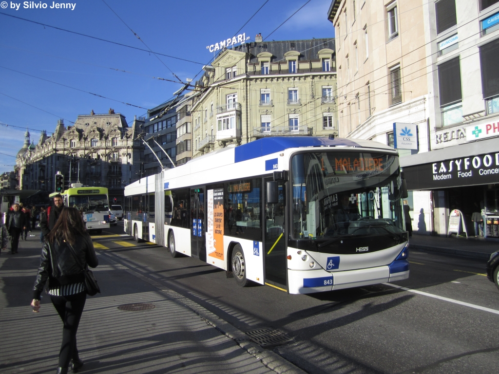 tl Nr. 843 (Hess Swisstrolley 3 BGT-N2C) am 29.12.2012 beim Place de Bel-Air. Mit 35 Einheiten sind die Swisstrolley 3 derzeit die 2. grösste Serie im Waadtländer Kantonshauptort.