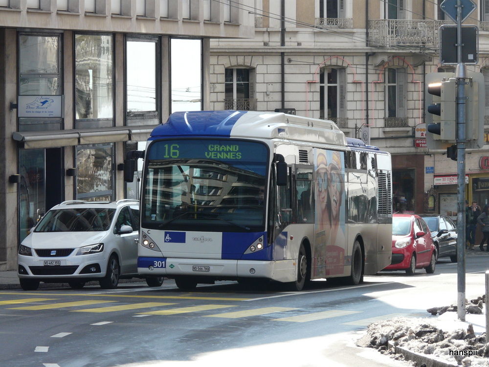 tl - VanHool Bus Nr.301  VD  566780 unterwegs auf der Linie 16 in Lausanne am 16.02.2013