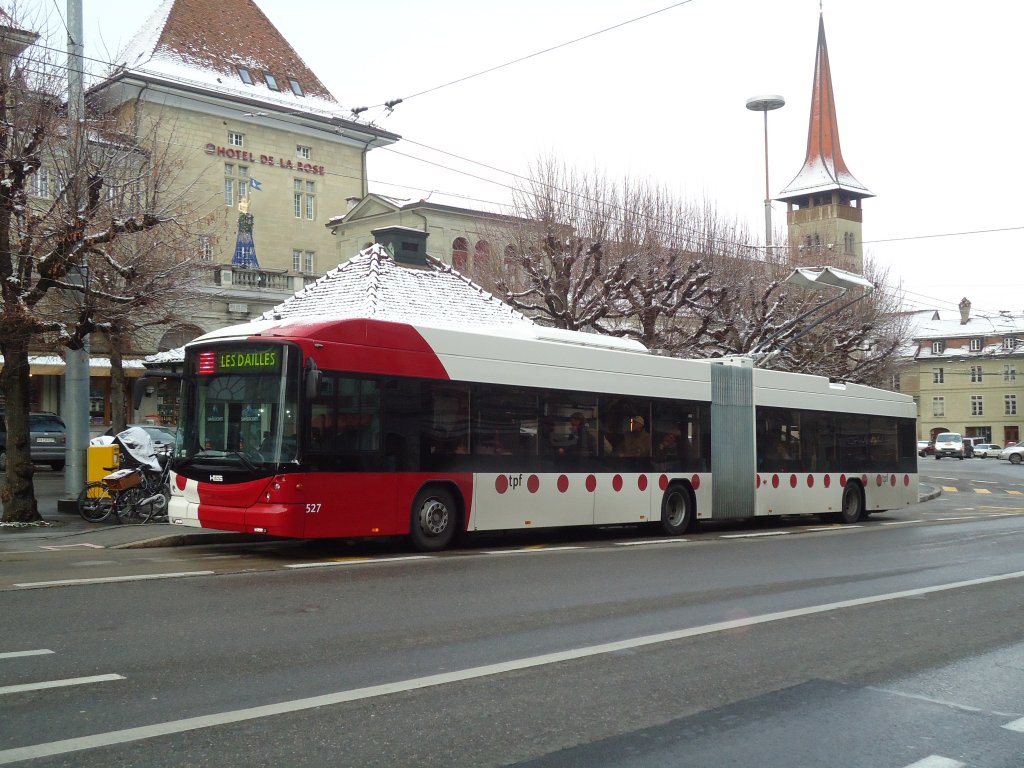 TPF Fribourg Nr. 527 Hess/Hess Gelenktrolleybus am 26. November 2010 Fribourg, Tilleul