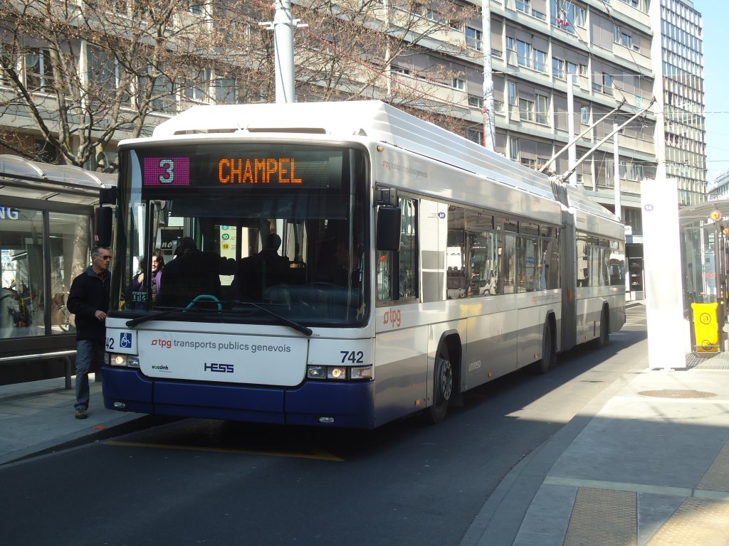 TPG Genve - Nr. 742 - Hess/Hess Gelenktrolleybus am 9. Mrz 2012 in Genve, Coutance