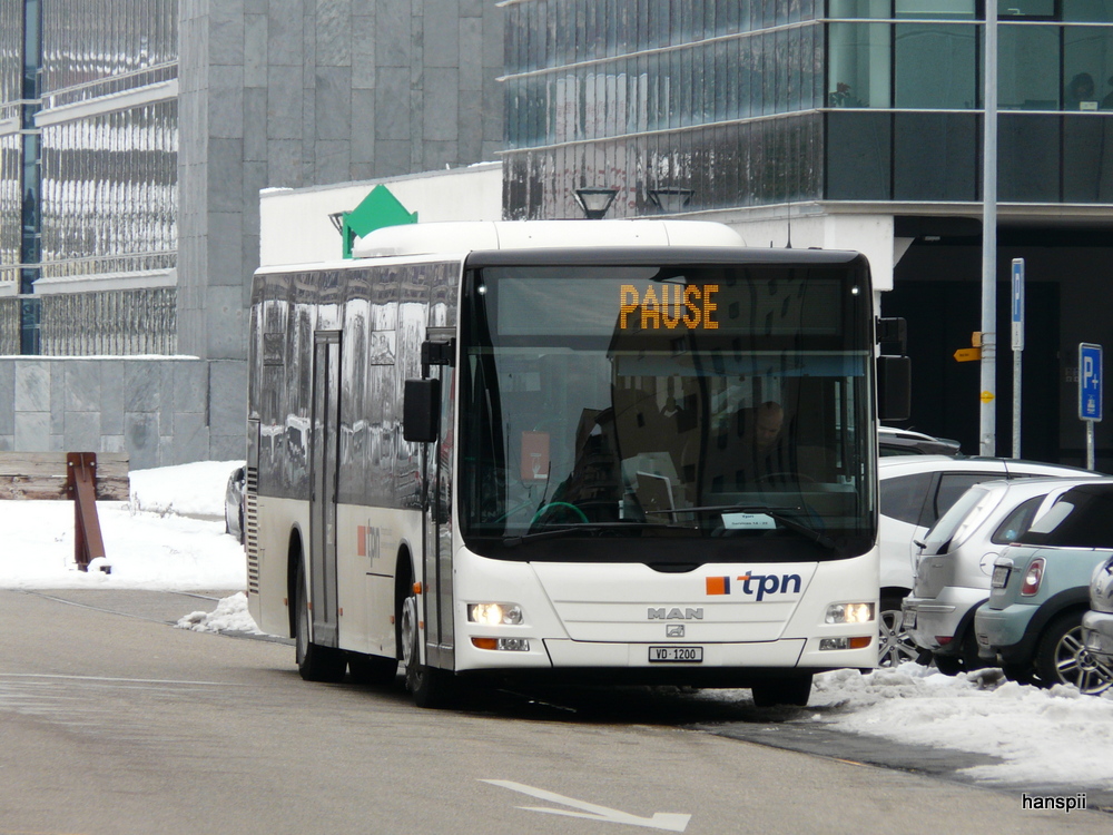 TPN - MAN Lion`s City  VD 1200 in der Pause in Nyon am 14.02.2013