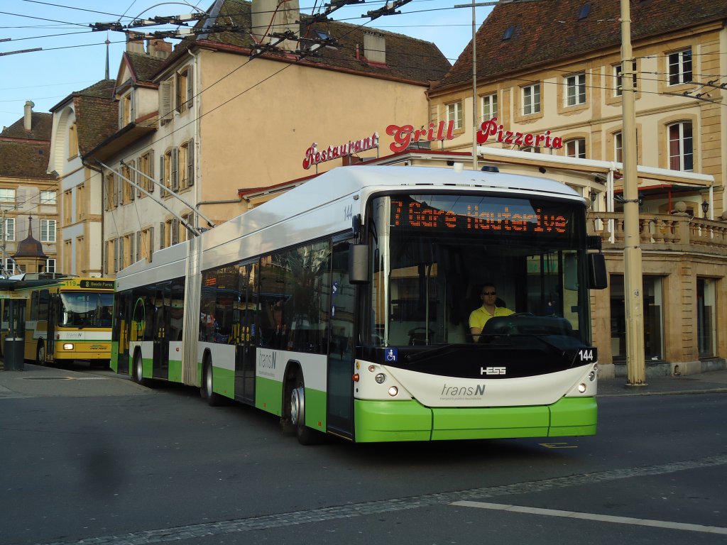 transN, La Chaux-de-Fonds - Nr. 144 - Hess/Hess Gelenktrolleybus (ex TN Neuchâtel Nr. 144) am 29. Dezember 2012 in Neuchâtel, Place Pury