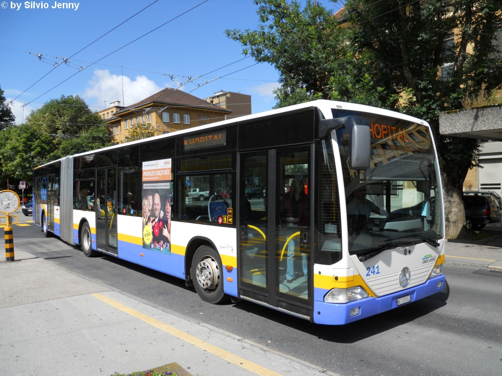 trn Nr. 241 ''Numa Droz'' (Mercedes Citaro O530G) am 27.7.2010 beim Bahnhof La-Chaux-de-Fonds